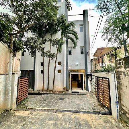 Lavinia Villa Dehiwala-Mount Lavinia Exterior photo