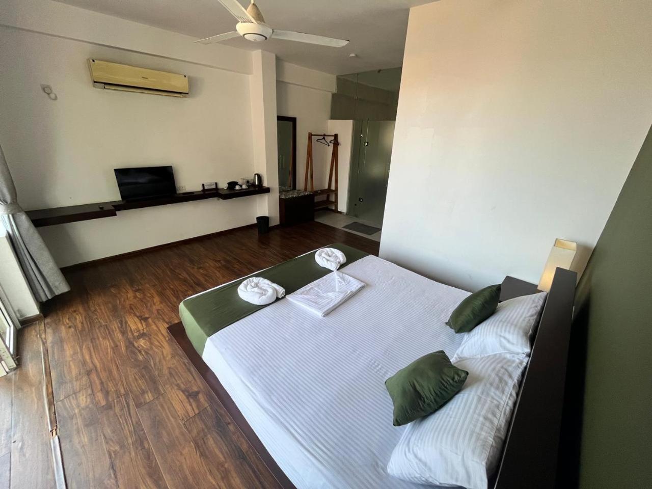 Lavinia Villa Dehiwala-Mount Lavinia Exterior photo