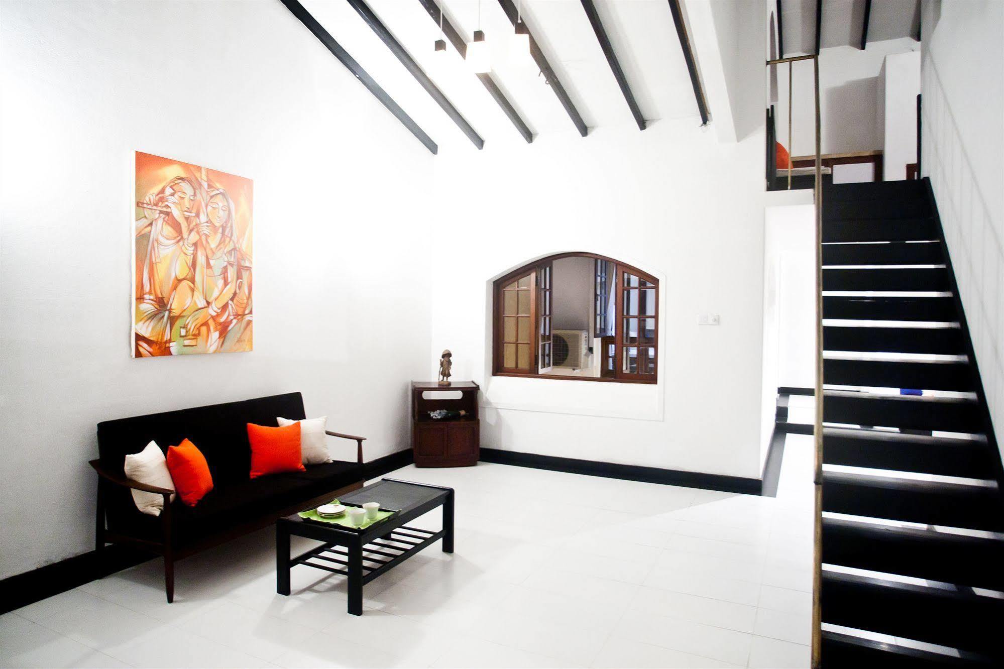 Lavinia Villa Dehiwala-Mount Lavinia Exterior photo