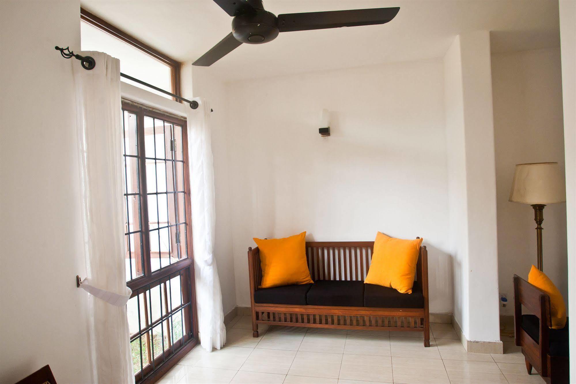 Lavinia Villa Dehiwala-Mount Lavinia Exterior photo